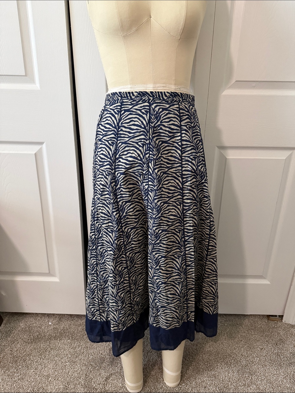 Coldwater Creek Navy and White Zebra-Print Midi Skirt